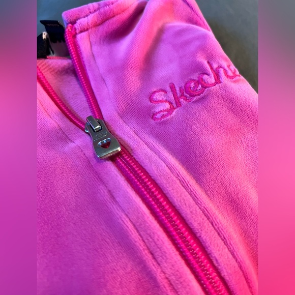 Sketchers hoodie with zipper - Picture 3 of 5